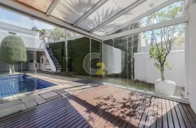 Sobrado à venda no alto da lapa com 4 quartos, 2 suítes e 6 vagas