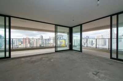 Apartamento à venda em Pinheiros com 4 quartos, 4 suítes e 3 vagas de garagem