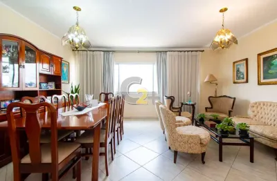 Apartamento à venda em Pinheiros com 3 quartos, 1 suíte e com 1 vaga de garagem