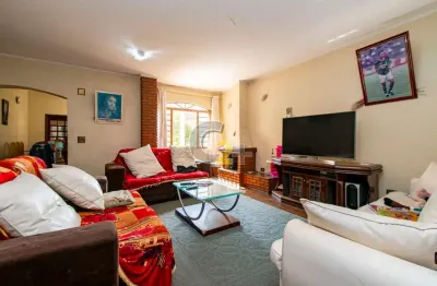 Casa Sobrado à venda em Perdizes com 4 quartos, sendo 1 suíte e 12 vagas