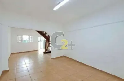 Casa sobrado, venda, Bela Vista, 2 quartos, 1 vaga, quintal com edícula.