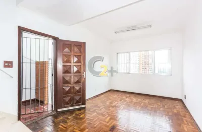 Casa com 3 quartos para alugar na Rua Pedro de Sousa Campos Filho, --, Vila Madalena, São Paulo