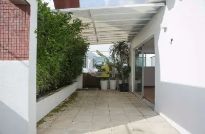 Cobertura duplex na  vila madalena com 3 quartos, sendo 1 suíte e 3 vagas