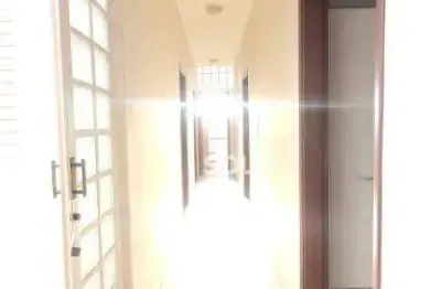 Casa com 3 dormitórios à venda, 200 m² por r$ 790.000 - vila marta - franca/sp