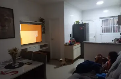 Casa com 2 quartos à venda no Jardim Anhangüera, Praia Grande 