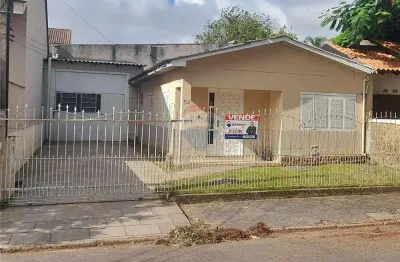 Casa com 3 quartos à venda na São Jose, 54, Vila Imbui, Cachoeirinha
