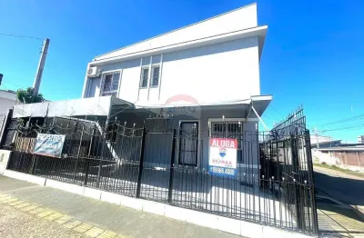 Casa com 2 quartos para alugar na Vila Monte Carlo, Cachoeirinha 