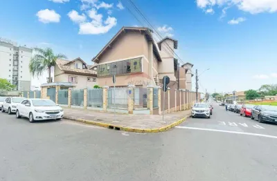 Casa com 3 quartos à venda na Vila Monte Carlo, Cachoeirinha 