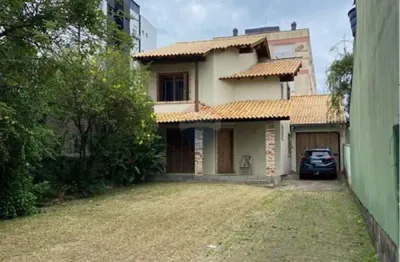 Casa com 3 quartos à venda na Rua Rui Ramos, 303, Vila Cachoeirinha, Cachoeirinha