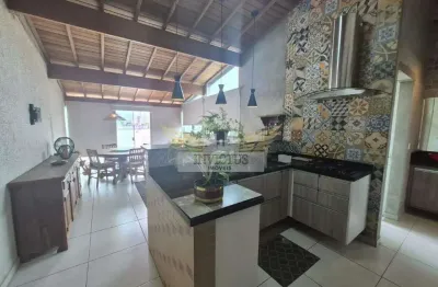 Cobertura sem Condomínio com 2 Quartos para Alugar, 174m² - Jardim Santo Antônio, Santo André/SP.