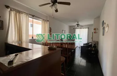 Apartamento 3 dormitorios + 1 suite dependência 145 mts do mar!!