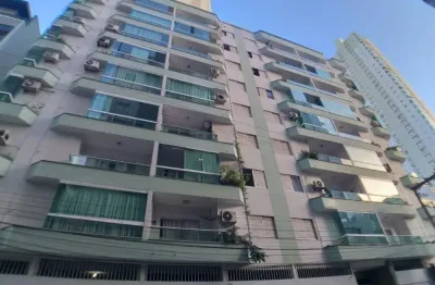 Apartamento com 3 quartos na quadra mar em b. camboriú