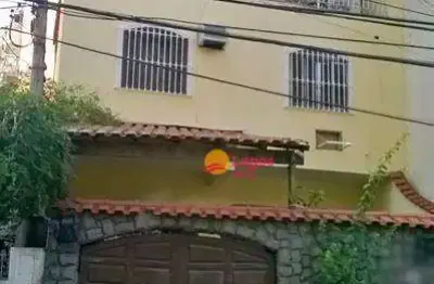Casa com 3 dormitórios à venda, 142 m² por r$ 1.380.000,00 - santa rosa - niterói/rj