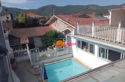 Casa com 7 dormitórios à venda, 360 m² por r$ 850.000,00 - itaipu - niterói/rj