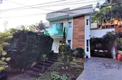 Casa com 3 dormitórios para alugar, 220 m² por r$ 8.827,08/mês - itaipu - niterói/rj