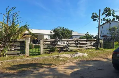 Casa com 2 dormitórios à venda, 200 m² por R$ 450.000,00 - Jaconé (Ponta Negra) - Maricá/RJ