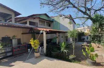 Casa com 3 dormitórios para alugar, 300 m² por R$ 3.350+ Taxas /mês - Centro - Maricá/RJ