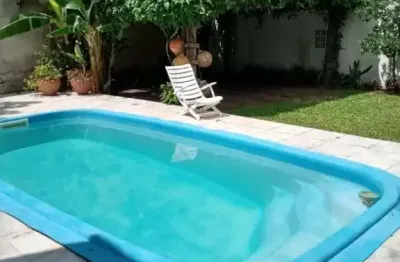 Casa com 2 quartos para alugar no Centro, Tramandaí 
