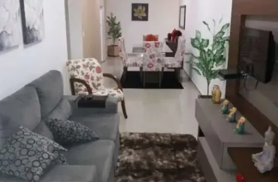 Apartamento de 01 dormitório, mobiliado e box para 01 carro