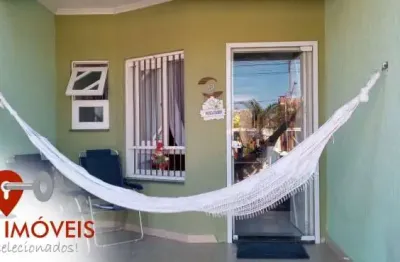 Duplex mobiliado no centro de tramandaí. alto padrão construtivo.