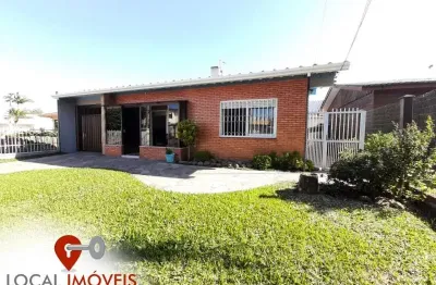 Excelente casa com 05 dormitórios com localização privilegiada no centro de tramandaí
