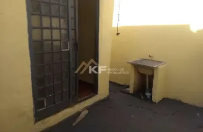 Casa com 2 quartos à venda no Centro, Jardinópolis 