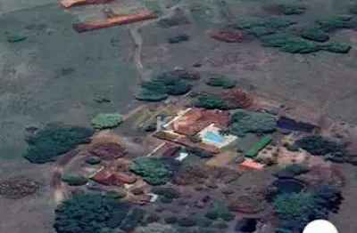 Fazenda à venda no Centro, Rifaina 