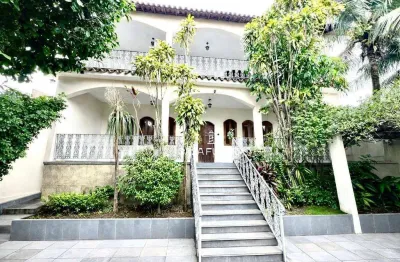 Casa Maravilhosa com 4 dormitórios à venda, 276 m² por R$ 1.290.000 - São João - Volta Redonda/RJ