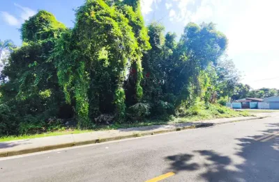 Terreno de esquina no bairro da vista alegre, em bertioga.