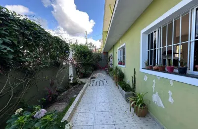 Casa com 3 quartos à venda no Jardim Rio da Praia, Bertioga  por R$ 720.000