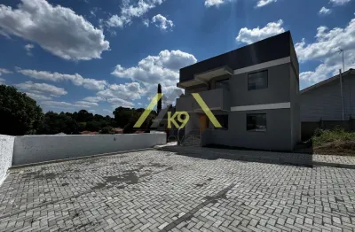 Casas sobrepostas com churrasqueira no parque do embu em colombo