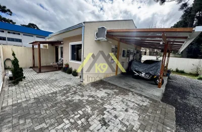 Casa em condomínio fechado na av santos dumont no roça grande em colombo