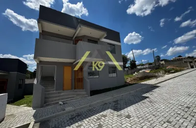 Casas sobrepostas com churrasqueira no parque do embu em colombo