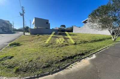 Terreno medindo 270m² de área total, plano de esquina pronto para construir em colombo