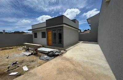 Casas de frente para rua medindo com 168m²  área total no são dimas em colombo