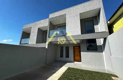 Sobrado com 3 dormitórios, sendo 1 suíte, central a gás no paloma em colombo