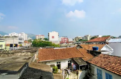 Apartamento 3 quartos com banheiro de empregada - lins de vasconcelos - rj