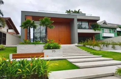 Casa contemporânea de construtor 1417 m² sob dunas 5 suítes com closet e 8 vagas de garagem subsolo
