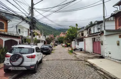 Casa triplex 4 quartos 3 suítes - condomínio dos bancários - vale do araticum - anil - jacarepaguá - rj