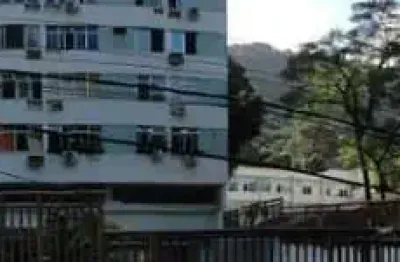 Apartamento de 2 quartos com suíte e dependência completa - rua pereira da silva - laranjeiras