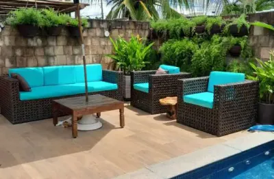 Casa duplex com 4 quartos (sendo 1 suíte), 334m² de terreno, em abrantes!