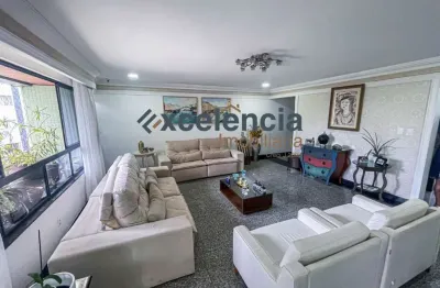 Apartamento com 4 quartos, 240m2 de área construída, na pituba!