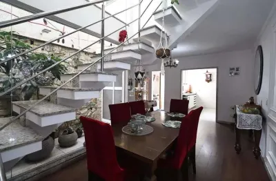 Sobrado à venda com 4 dormitórios, sendo 3 suítes, na vila assunção, santo andré