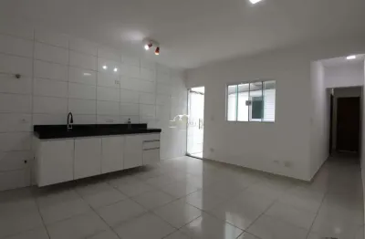 Apartamento 2 dormitórios com quintal coberto – próximo ao centro de santo andré