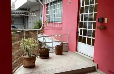 Casa na vila bastos com 221 m² de área construída, localização nobre e alto padrão de conveniência