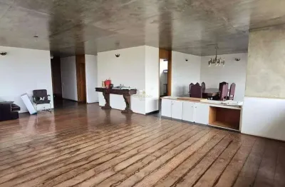 Apartamento Residencial de 4 Quartos com 3 Vagas no Jardim, Santo André