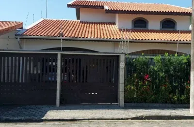 Casa com 4 quartos à venda no Suarão, Itanhaém 
