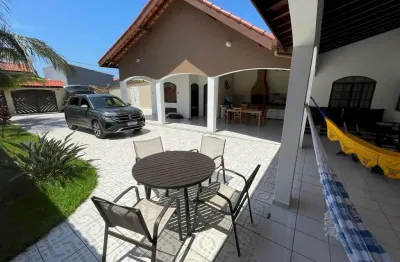 Casa com 3 quartos à venda no Jardim Grandesp, Itanhaém 