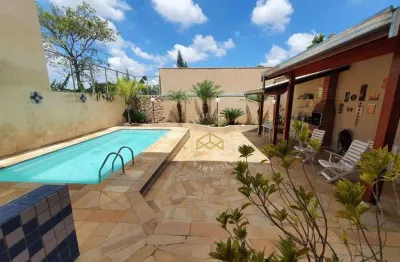 Casa com 3 quartos à venda na Rua Cândido Portinari, 689, Vila Nogueira, Campinas