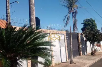 Linda casa à venda em hortolândia/sp  espaço amplo e versátil.